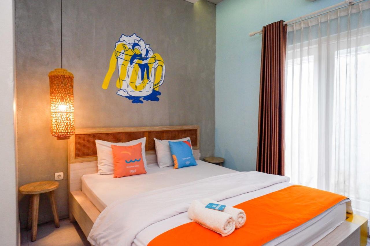 Sans Hotel Absari Yogyakarta Jarakan المظهر الخارجي الصورة